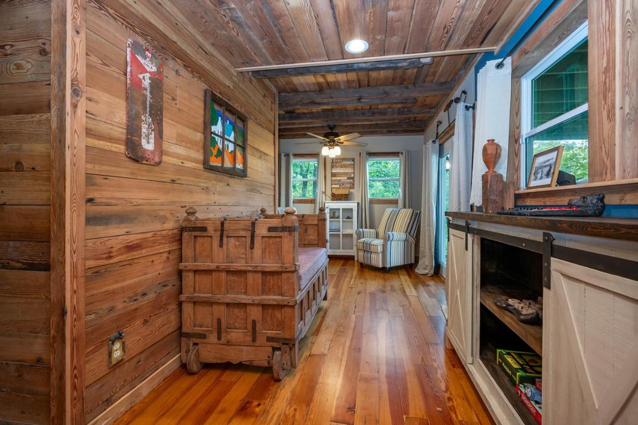 Russell'S Fort At White Oak Point: Historical Cabin On Lake Lure, Luxury, Direct Lake Access! Villa Esterno foto