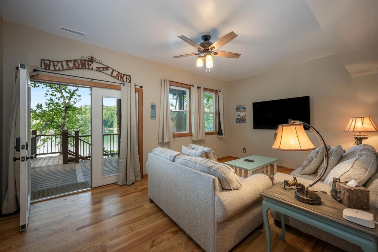 Russell'S Fort At White Oak Point: Historical Cabin On Lake Lure, Luxury, Direct Lake Access! Villa Esterno foto