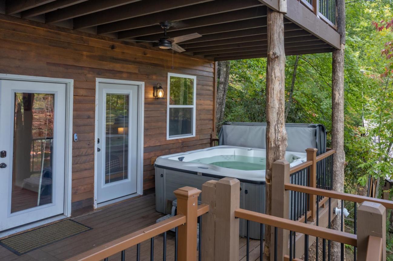 Russell'S Fort At White Oak Point: Historical Cabin On Lake Lure, Luxury, Direct Lake Access! Villa Esterno foto